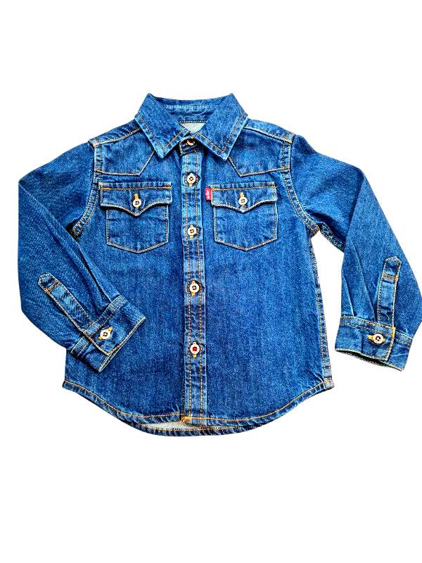 NUOVO ARRIVO
CAMICIA BAMBINO LEVI'S
IN DENIM SCURO
8EL534