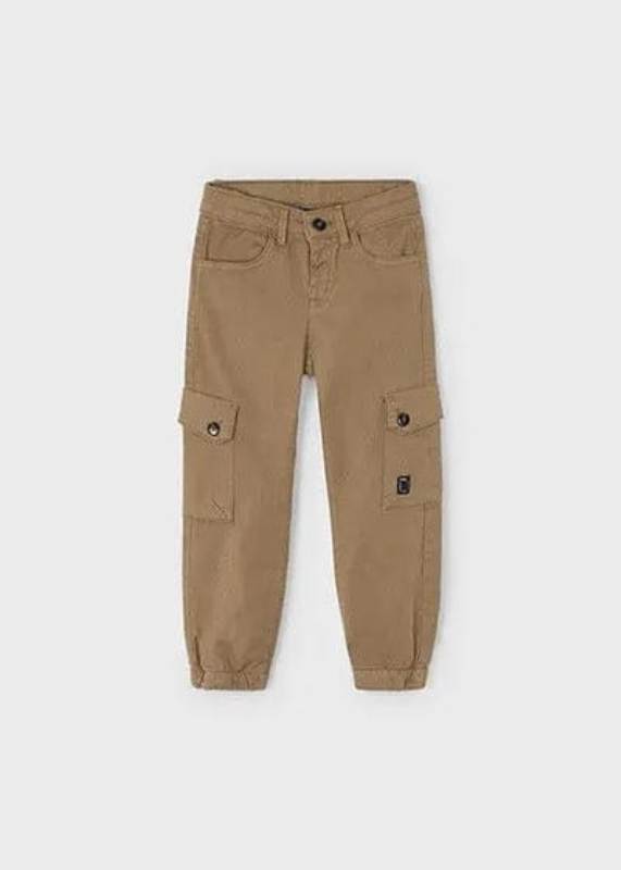 NEW  COLLECTION 
PANTALONE MAYORAL BAMBINO CARGO CARAMELLO 
4557