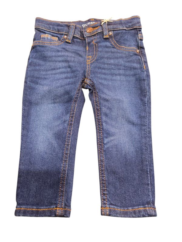 NUOVO ARRIVO 
JEANS NEONATO GUESS LAVAGGIO SCURO CON ELASTICO INTERNO REGOLABILE PER IL GIRO VITA
N2RA08D4GV0