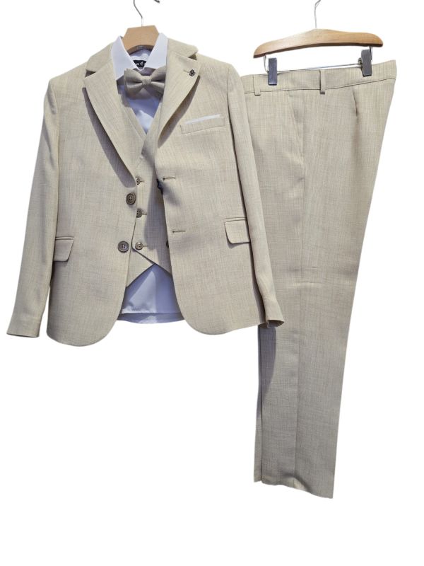 NUOVO ARRIVO
COORDINATO 5 PEZZI DA CERIMONIA RAGAZZO BELLA BRILLI BEIGE 32311