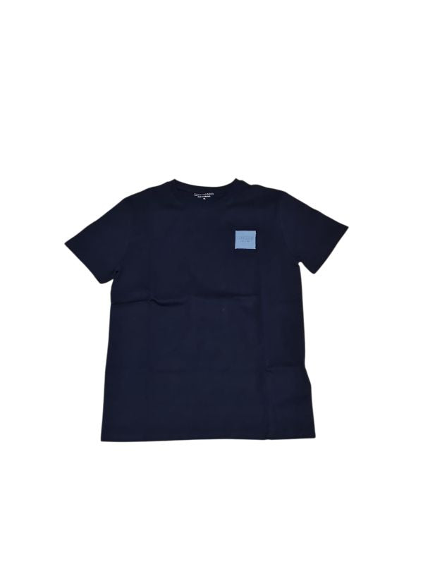 NUOVO ARRIVO
T-SHIRT GUESS RAGAZZO BLU CON TASCHINO AZZURRO
L6RI26K8HM4