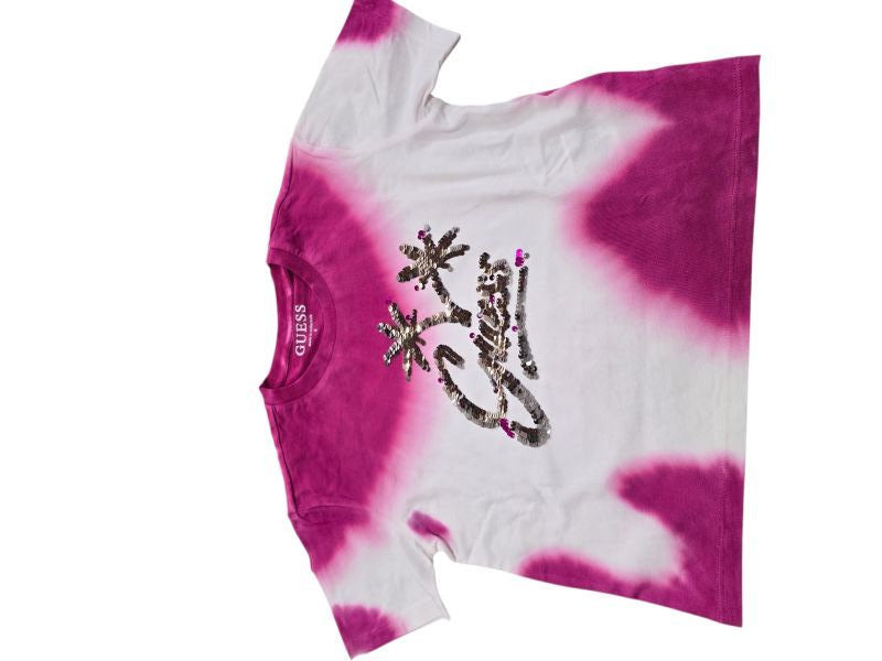 NUOVO ARRIVO
T-SHIRT GUESS RAGAZZA GIROCOLLO MEZZA MANICA IN FANTASIA TAIENDAY CON LOGO GLITTERATO SUL DAVANTI 
J6GI21K8HM4
