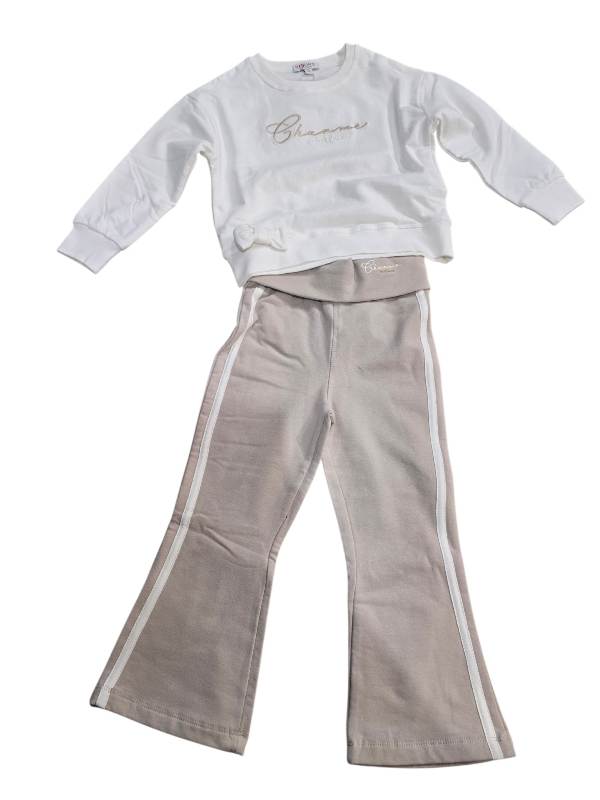 NOVITA'
COORDINATO YOURS BAMBINA LATTE E BEIGE CON PANTALONE A ZAMPA 
DY439