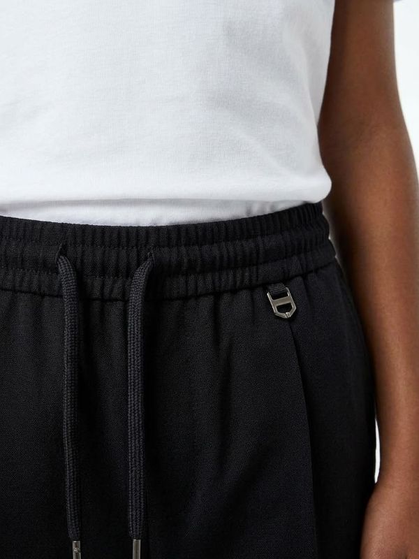 NOVITA'
PANTALACCIO ANTONY MORATO RAGAZZO MODELLO REGULAR FIT NERO MKTR00257