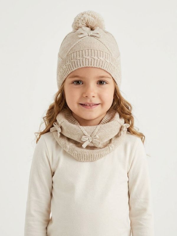 NOVITA'
SET COORDINATO MAYORAL BAMBINA CAPPELLO E SCALDA COLLO BEIGE 10304