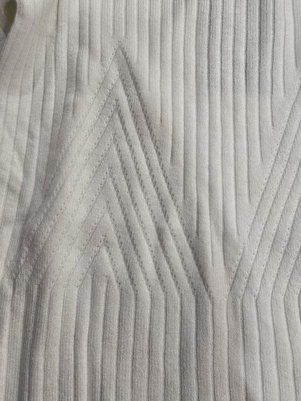 NOVITA'
MAGLIONE IN FILO TRICOT YOURS RAGAZZA PANNA 
DY872