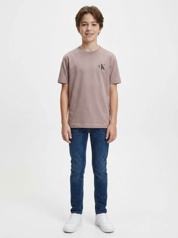 NOVITA'
T-SHIRT RAGAZZO CALVIN KLEIN BASIC IN CALDO COTONE MANICA CORTA BEIGE LVCKTJI19B