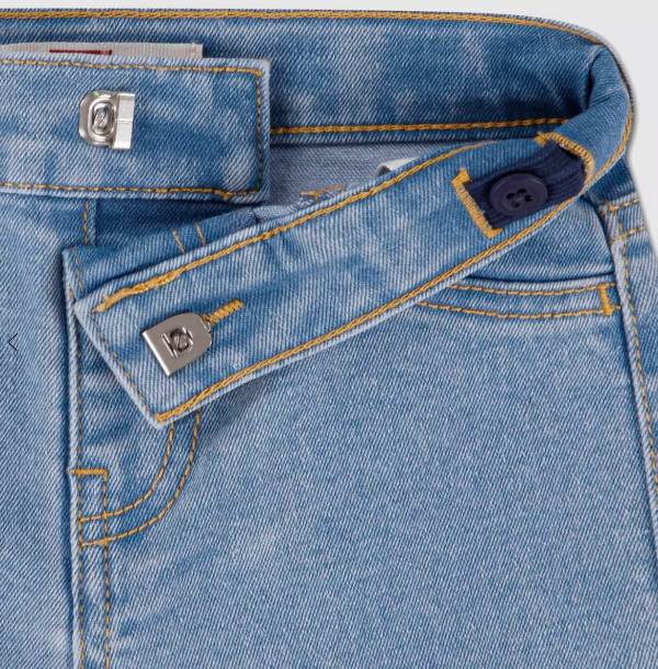 NOVITA'
COORDINATO LEVI'S NEONATA POWDER PINK
1ER586